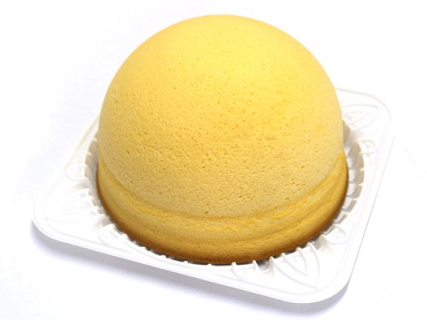 画像1: 【うねめもみじたまごを使ったふわふわスフレのケーキ】ズコットチーズケーキ 小（直径15cm） (1)